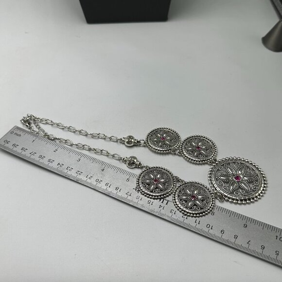 3/$30 Silver Tone Necklace Earring Set Medallion Disc Statement Jewelry - Picture 6 of 9